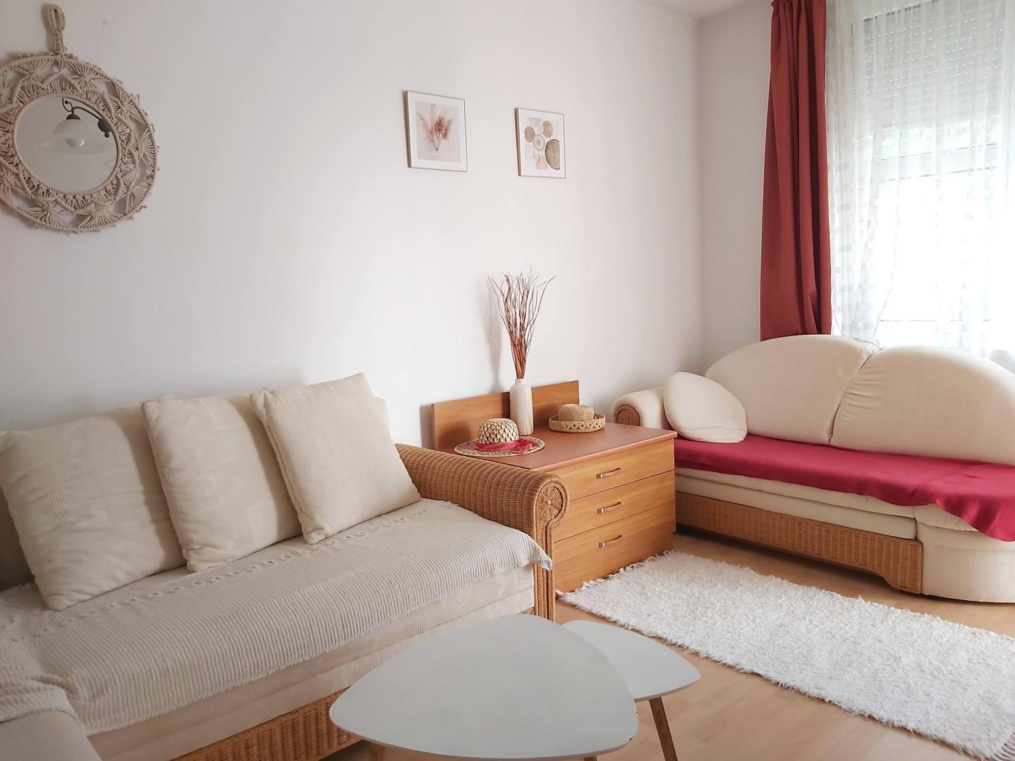 Centrum 2 Apartmanok Heviz Exterior foto
