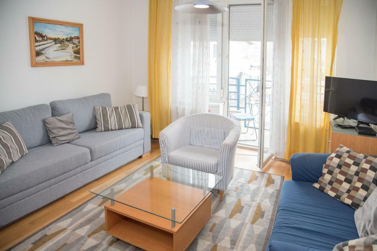 Centrum 2 Apartmanok Heviz Exterior foto